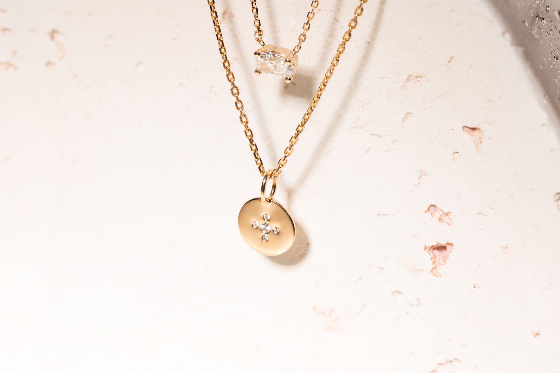 Colliers en or 18 carats à Strasbourg