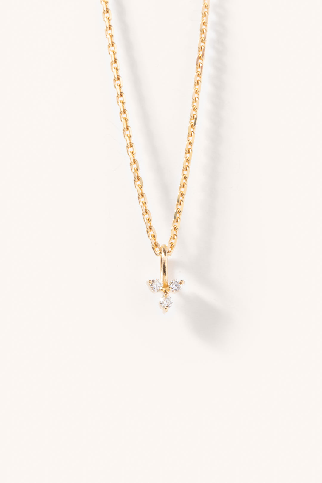 Collier pour femme en or jaune 18 carats avec diamants
