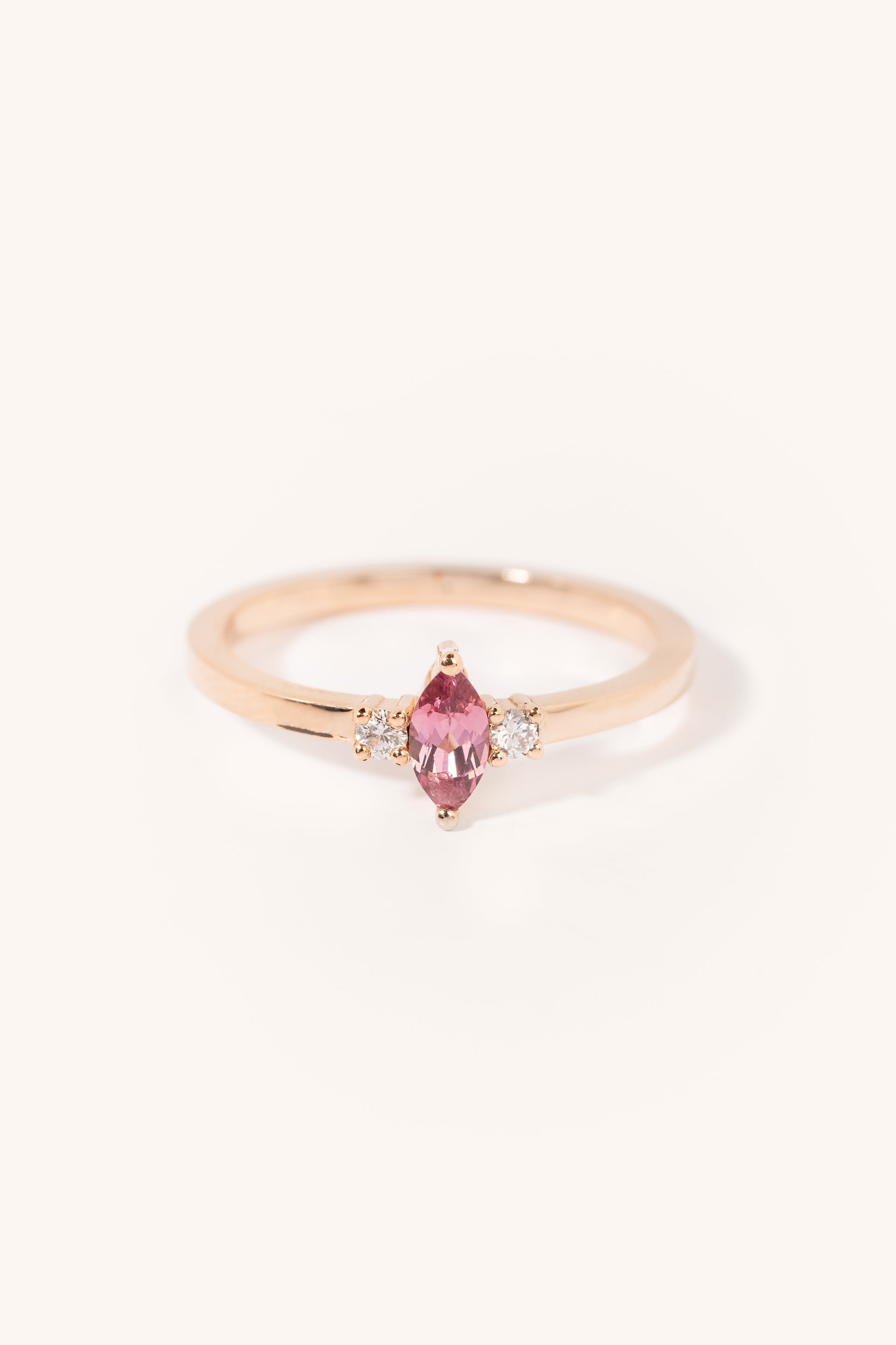 Olivia spinelle rose