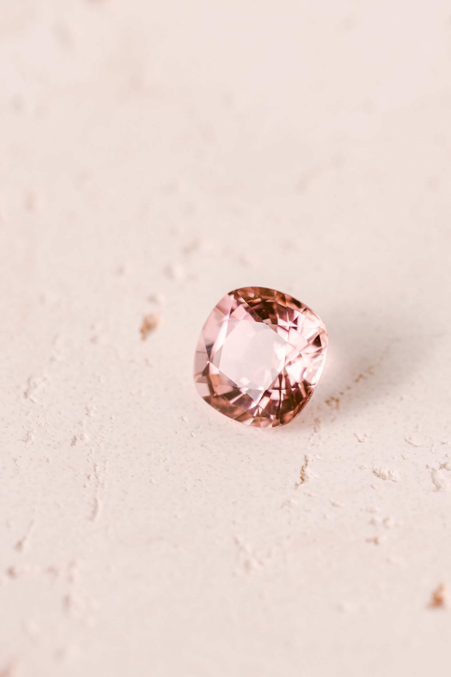 Tourmaline rose pâle